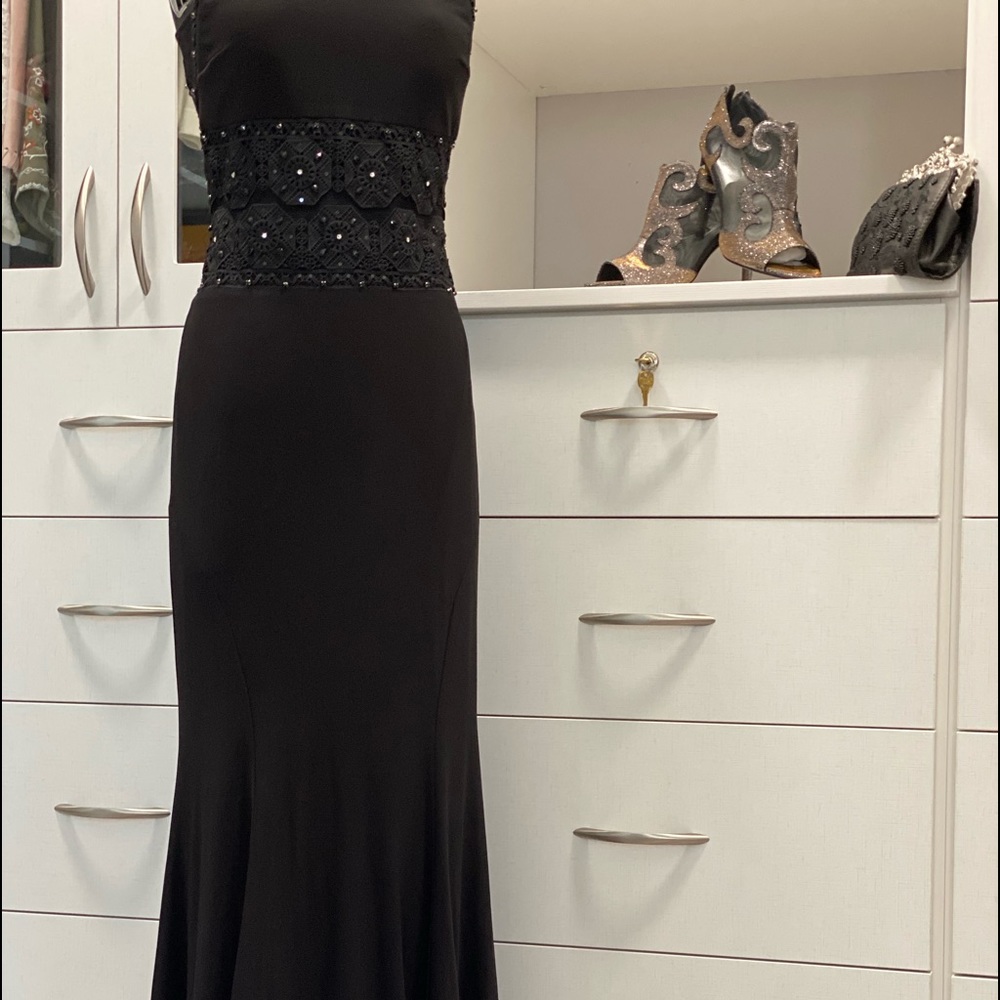 Formal gown - Picture 12 of 16